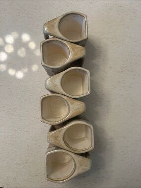 6 Rodolfo Padilla mugs